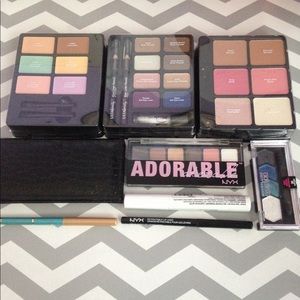 Makeup bundle